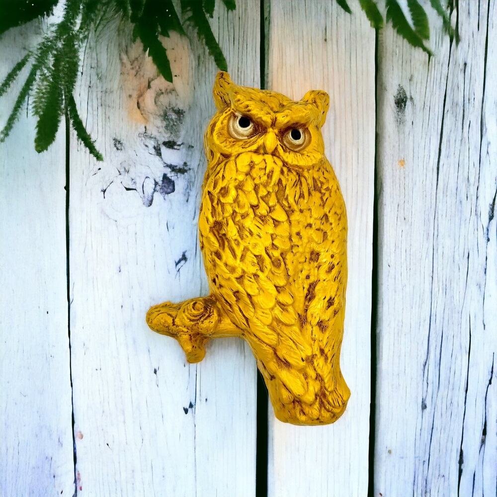 Vintage 1972 Universal Statuary Yellow Owl On Branch Wall Hang No. 223 GUC